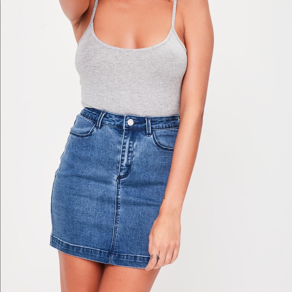 Super stretch stone wash blue mini skirt